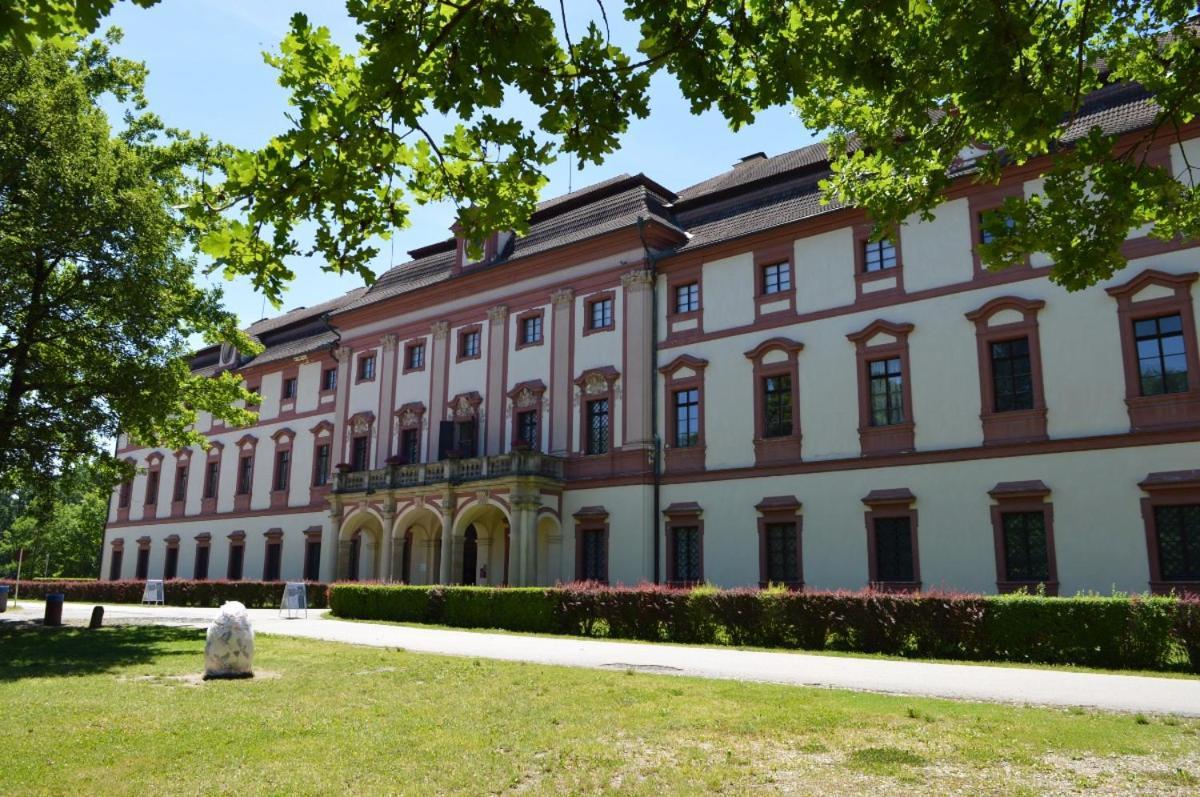 Apartman Olesnik Lägenhet Exteriör bild